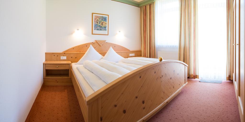 Appartementhaus Pinnisblick Neustift im Stubaital Quarto foto